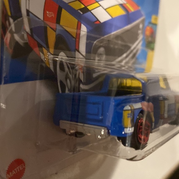 Hot wheels Custom ‘69 Chevy Pickup - Picture 2 of 5